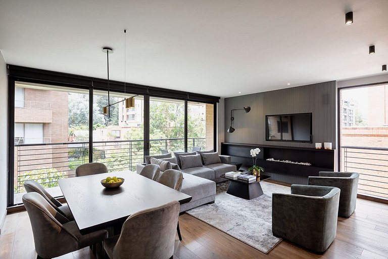 ATTIK 402 - Top of the Top Superior Residence