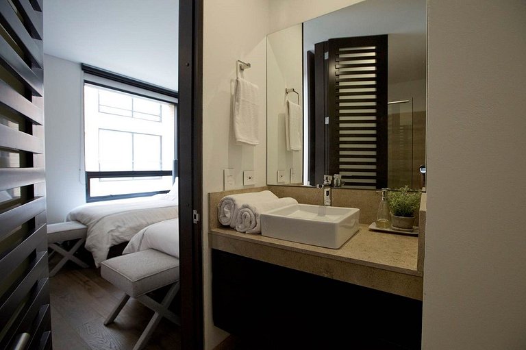 ATTIK 402 - Top of the Top Superior Residence